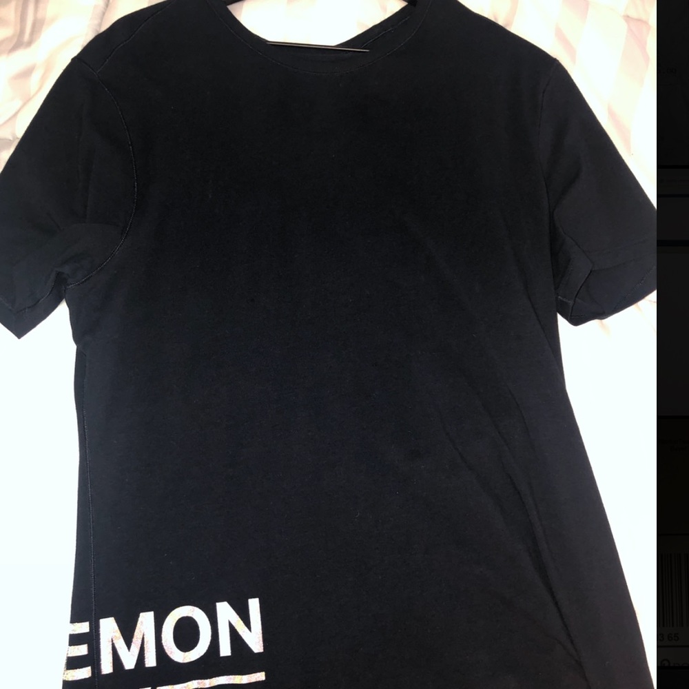 Lululemon LIMITED EDITION 20th Anniversary 5Year T